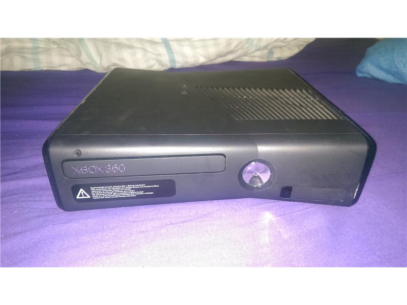XBOX 360 SLİM JTAGLI 1 TB HARDDİSC+2KOL. PS3 İLE TAKAS OLUR.
