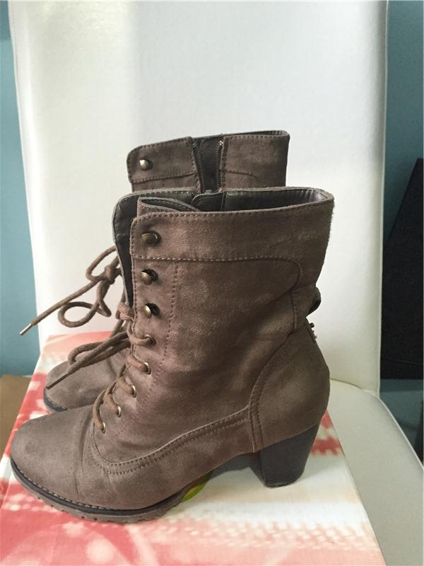 Deichmann cok artis bir bot 