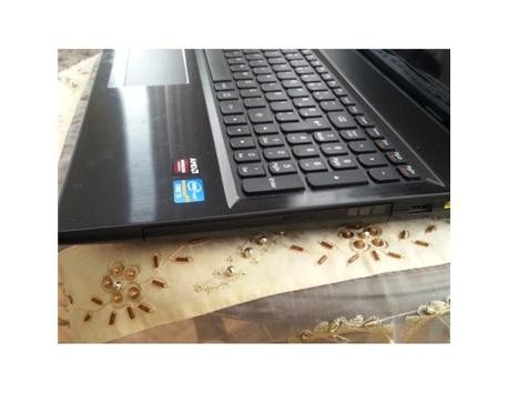 LENOVA İ3+ 8GB SSD AMD8570 2GB EKR.KARTLI FULL KUTU LAPTOP+KILIF