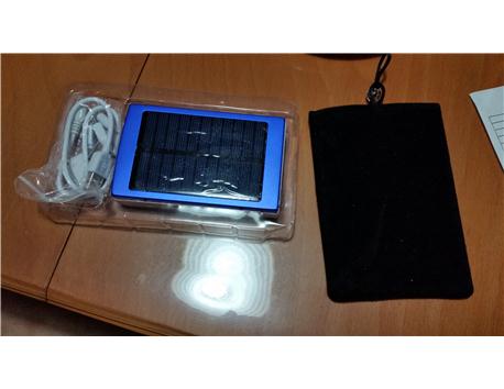 Sıfır güneş enerjili 120.000 Mah gücünde powerbank 