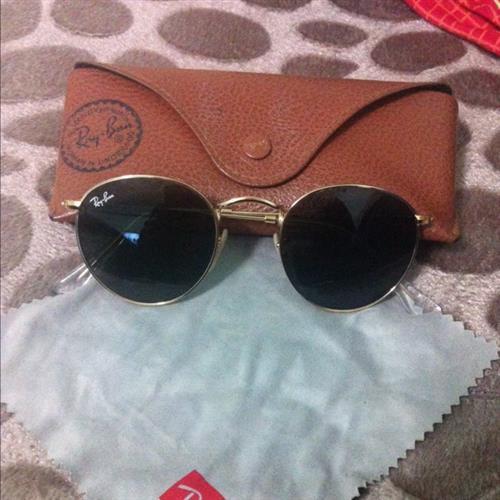 RAYBAN ORJİNAL GÖZLÜK 300 TL PAZARLIK PAYI VARDIR 