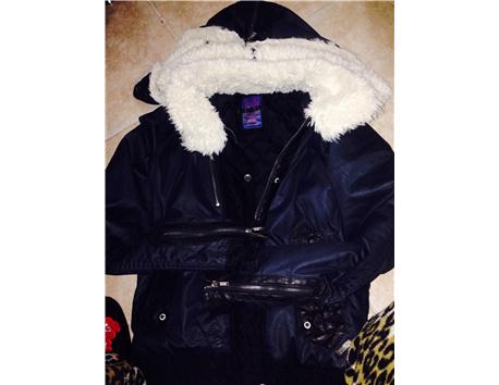 Bershka mont