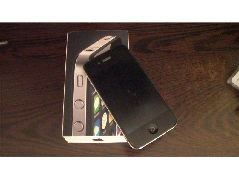 iPhone 4 8GB Black(SİYAH)