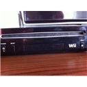 Nintendo Wii + 3 Kumanda + Nunchuk + 9 Oyun + UDraw + 2 Direksion + Wii Speak + 32 GB SD Kart