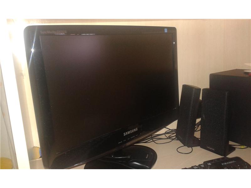 Laptopa takaslik masaüstü pc