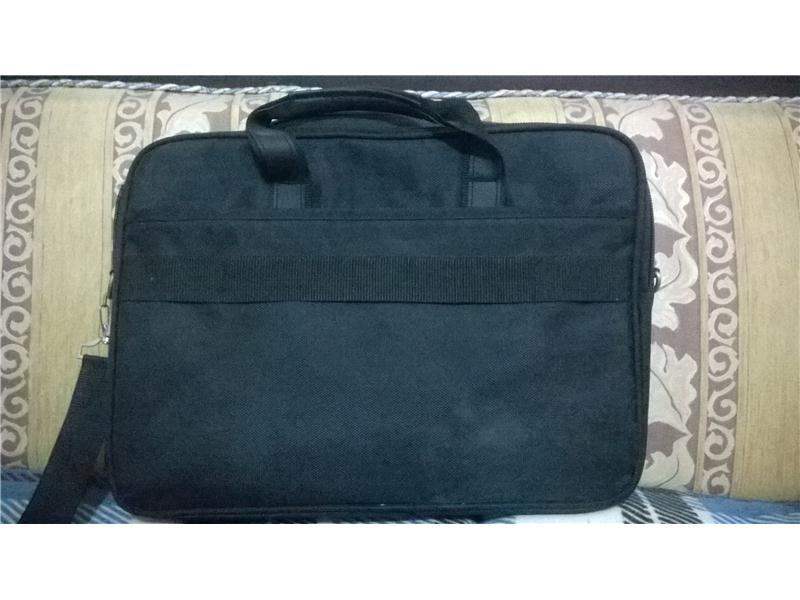 SIFIR LAP TOP ÇANTASI