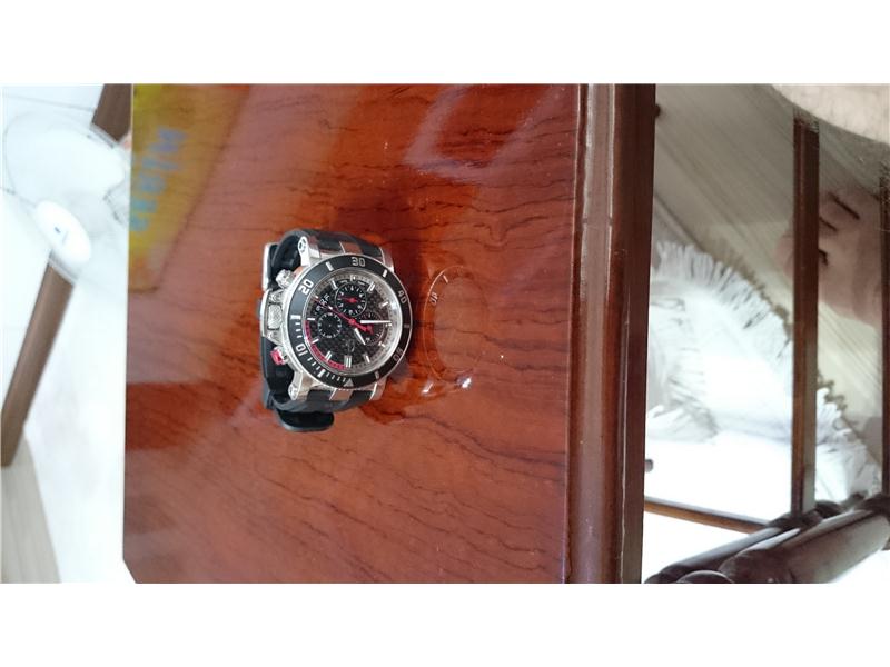 SATILIK YADA TAKAS GUESS COLLECTİON SAAT