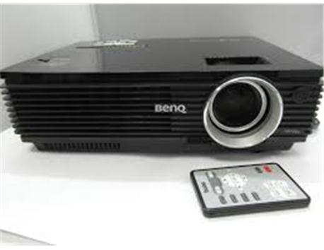İnanılmaz Temiz Sadece Evde Kullanıldı (Benq mp 720p)