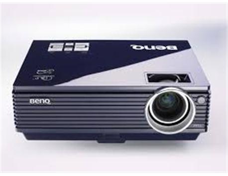 İnanılmaz Temiz Sadece Evde Kullanıldı (Benq mp 720p)