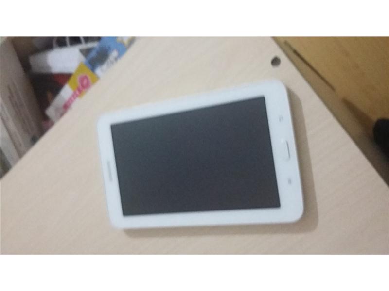 şık çiziksiz samsung galaxy tab 3 lite 
