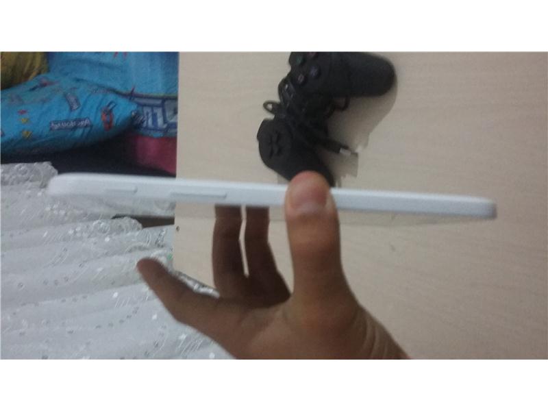şık çiziksiz samsung galaxy tab 3 lite 