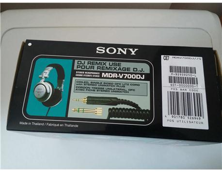 SONY MDR-700 DJ kulaklık sıfır kutlusunda açılmamış