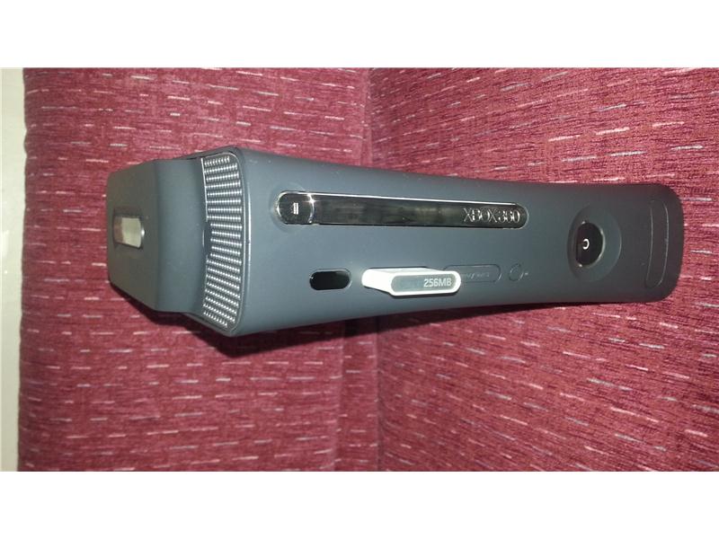 ORJİNAL XBOX360 SLİM TAKASLI  JTAGLI XBOX 360