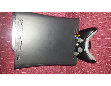 ORJİNAL XBOX360 SLİM TAKASLI  JTAGLI XBOX 360