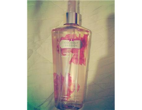 Victoria secret coconut passion 