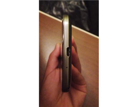 Samsung galaxy s4 ( takas vardir.)