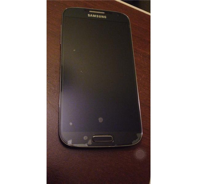 Samsung galaxy s4 ( takas vardir.)
