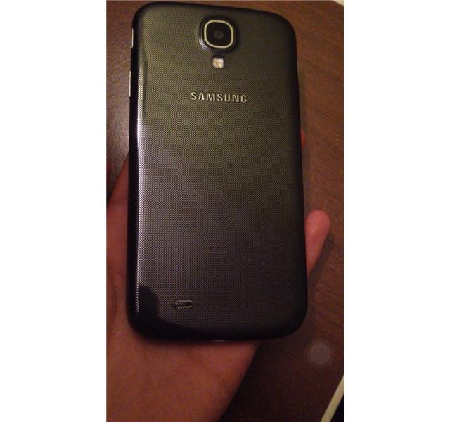 Samsung galaxy s4 ( takas vardir.)