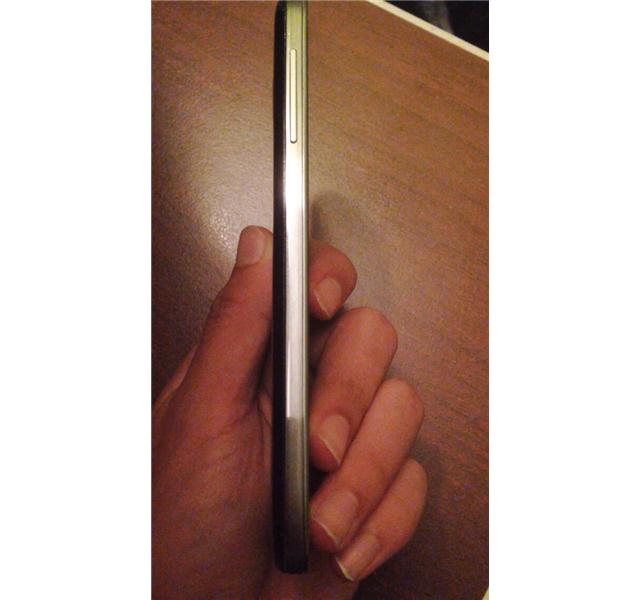 Samsung galaxy s4 ( takas vardir.)