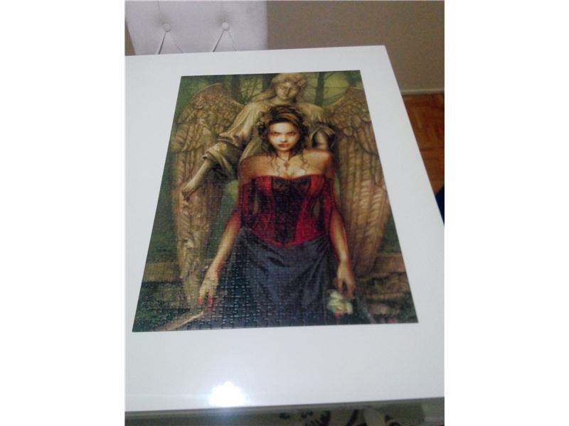 1000 parca yapilmis puzzle