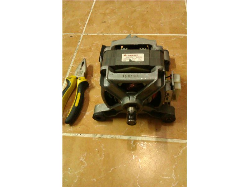 AC - DC MOTOR