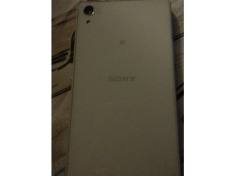 sony beyaz z2