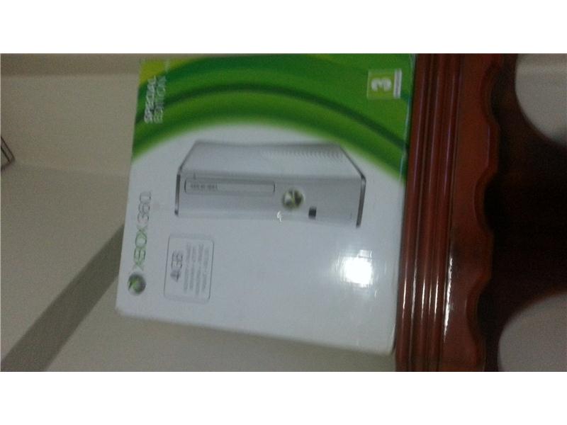 XBOX 360 Slim Jtag Beyaz 500 GB XBOXONE VEYA PS4 TAKASLI