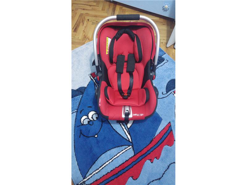 Baby2Go 8920 Alüminyum Saplı Kırmızı Ana Kucağı
