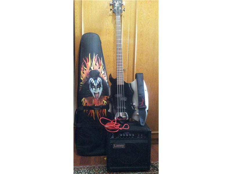 Cort Gene Simmons Axe Bas Gitar + Laney RB1 30w amfi + İbanez orijinal askı + 3 m ara kablo (1.300 TL )
