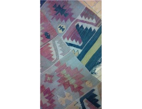 Antika Kilim ve sini