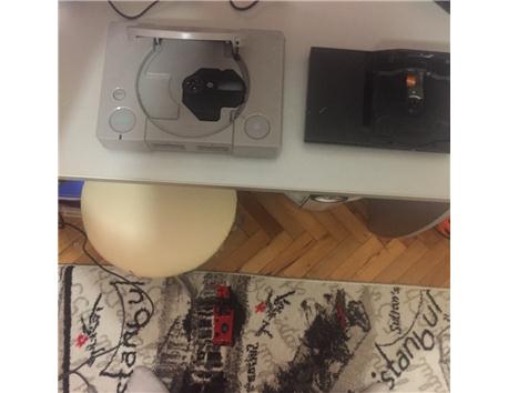Ps1 + ps2 çipli istediğiniz oyunu kaldırır + ps3 oyunu