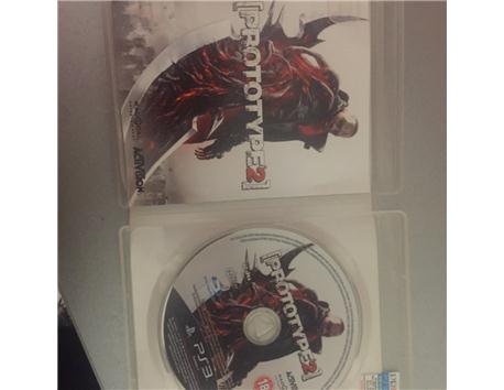 Ps1 + ps2 çipli istediğiniz oyunu kaldırır + ps3 oyunu