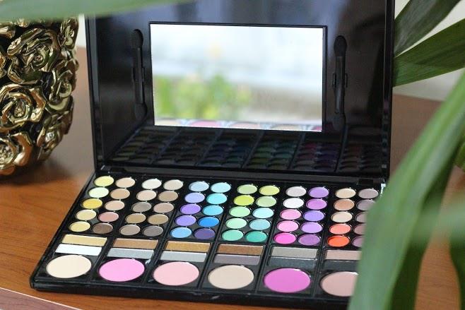 Sıfır MAC Makyaj Malzemeleri