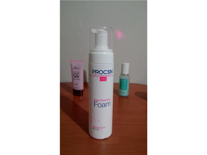 YÜZ TEMİZLEME SETİ (Loreal Skin Perfection,Jeanne Piaubert (ISOPURE),PROCSIN(Yüz Temizleme Köpüğü+Tonik),Pure Beauty( CC Krem Spf 30 PA++)