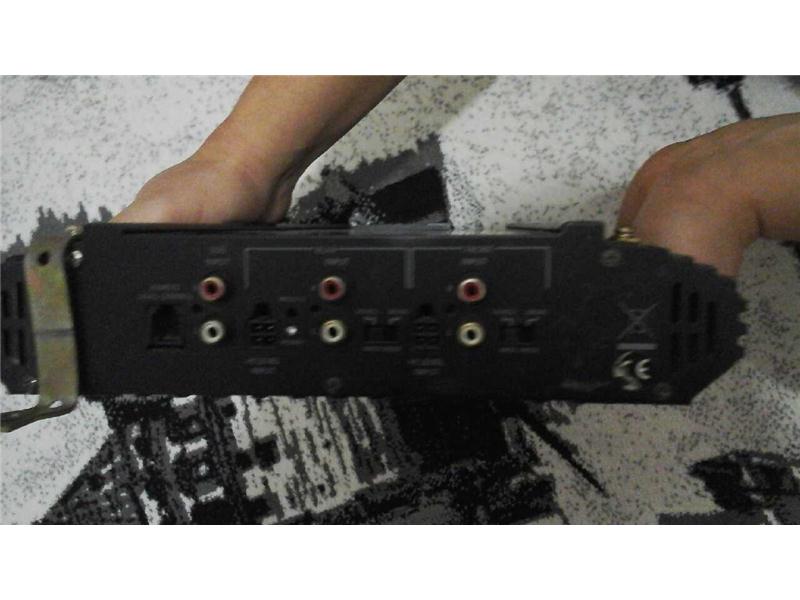 TEMİZ AMFİ ( TELEFON TAKASLI )