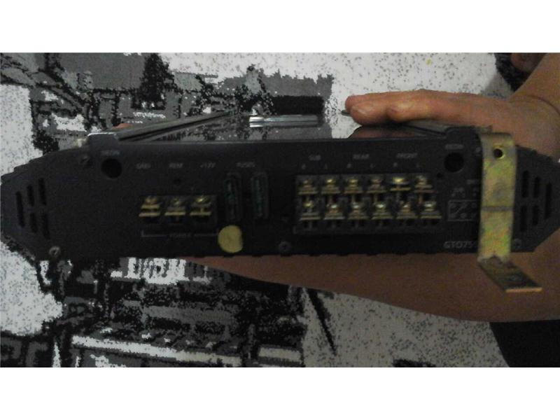 TEMİZ AMFİ ( TELEFON TAKASLI )