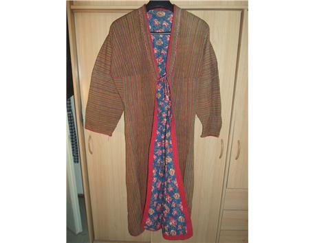 SANDIKDAN ÇIKMA ANTİKA KAFTAN