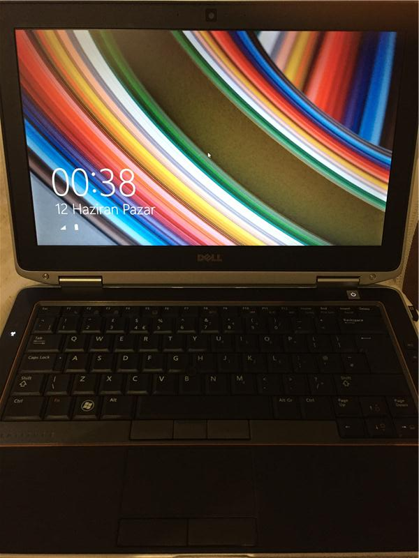 Dell Latitude E6320 - 13.3  - Core i7 2620M - 8 GB RAM - 320 GB HDD