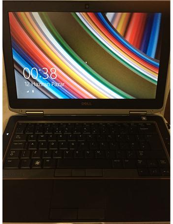 Dell Latitude E6320 - 13.3  - Core i7 2620M - 8 GB RAM - 320 GB HDD