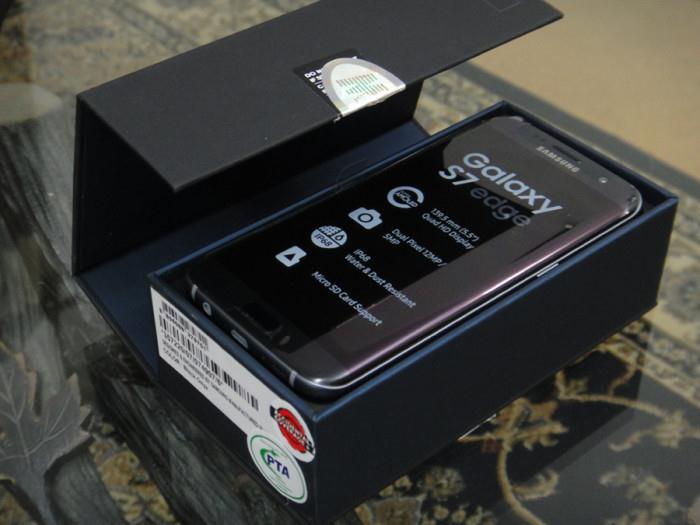 New Samsung Galaxy S7 EDGE FACTORY UNLOCKED 32GB