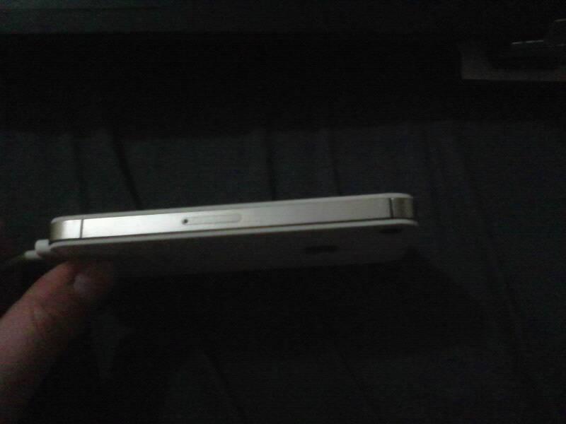 Takaslık Iphone 4S 16gb