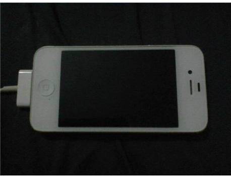 Takaslık Iphone 4S 16gb