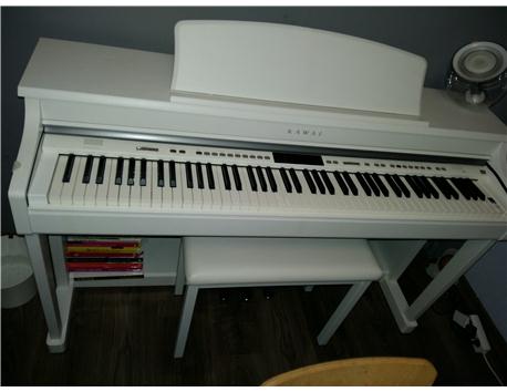 kullanılmamış  beyaz KAWAİ CN 34  duvar piyanosu