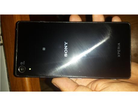 SATILIK VEYA  TAKASLI SONY Z2 