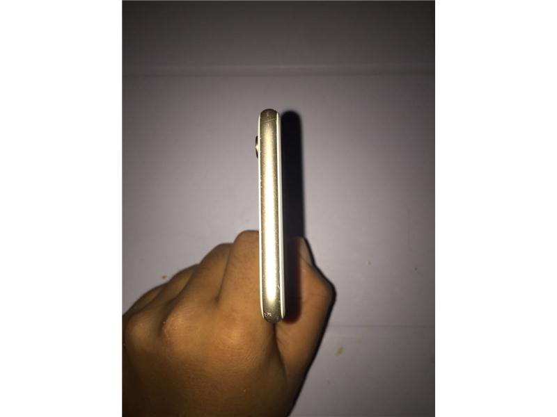 İphone 6 64 gb camı çatlak 