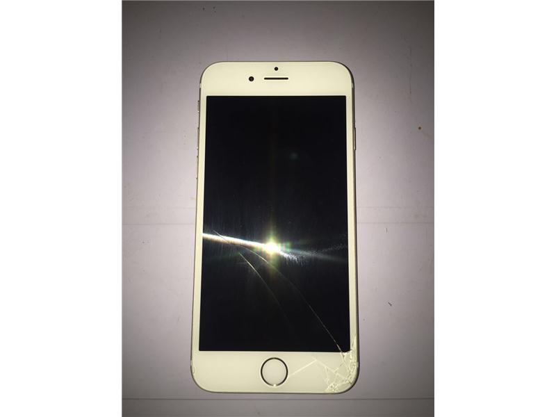 İphone 6 64 gb camı çatlak 