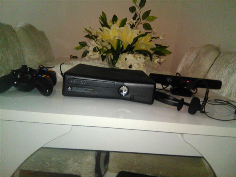 XBOX360 KİNECT li 