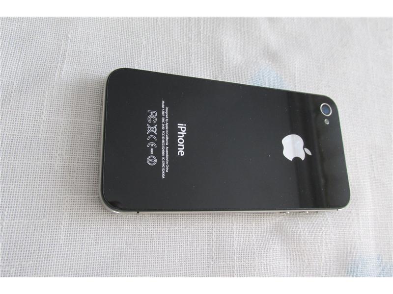 siyah  iphone 4s, hafıza 16 GB ,arızalı
