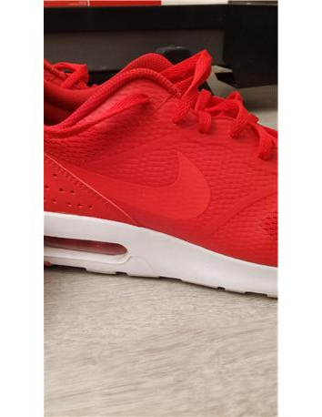 Tertemiz nike air max kirmizi . Hediye geldi