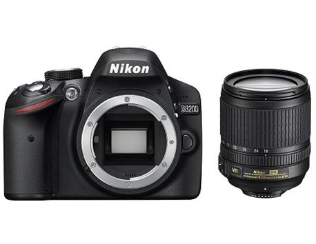 Nikon D3200 fotoğraf makinası harika durumda  Üstelik 1000 TL